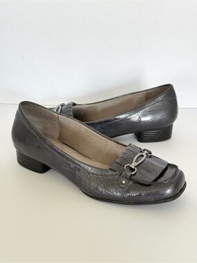 LifeStride Loafer Pumps in Dark Grey Pewter Size 9